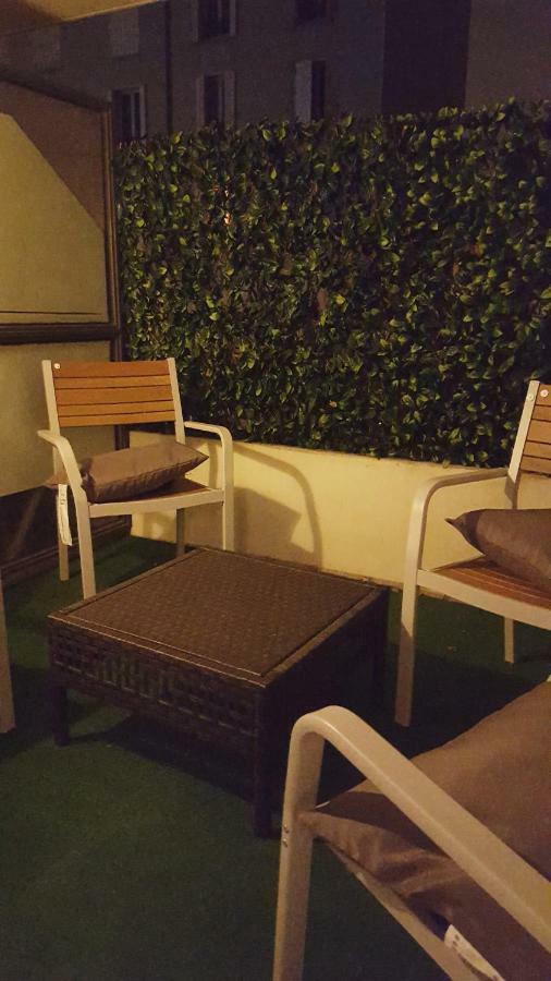 Appartement Spacieux Avec Terrasse Pres De Paris Et Du Stade De France Saint-Denis  Eksteriør bilde